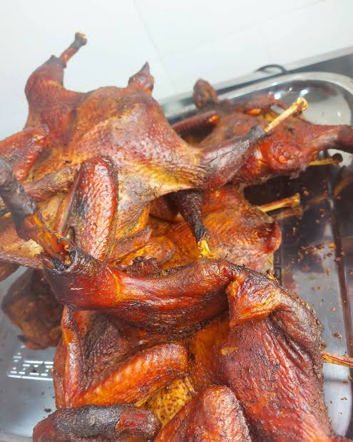 Guinea Fowl (Akɔmfɛm)