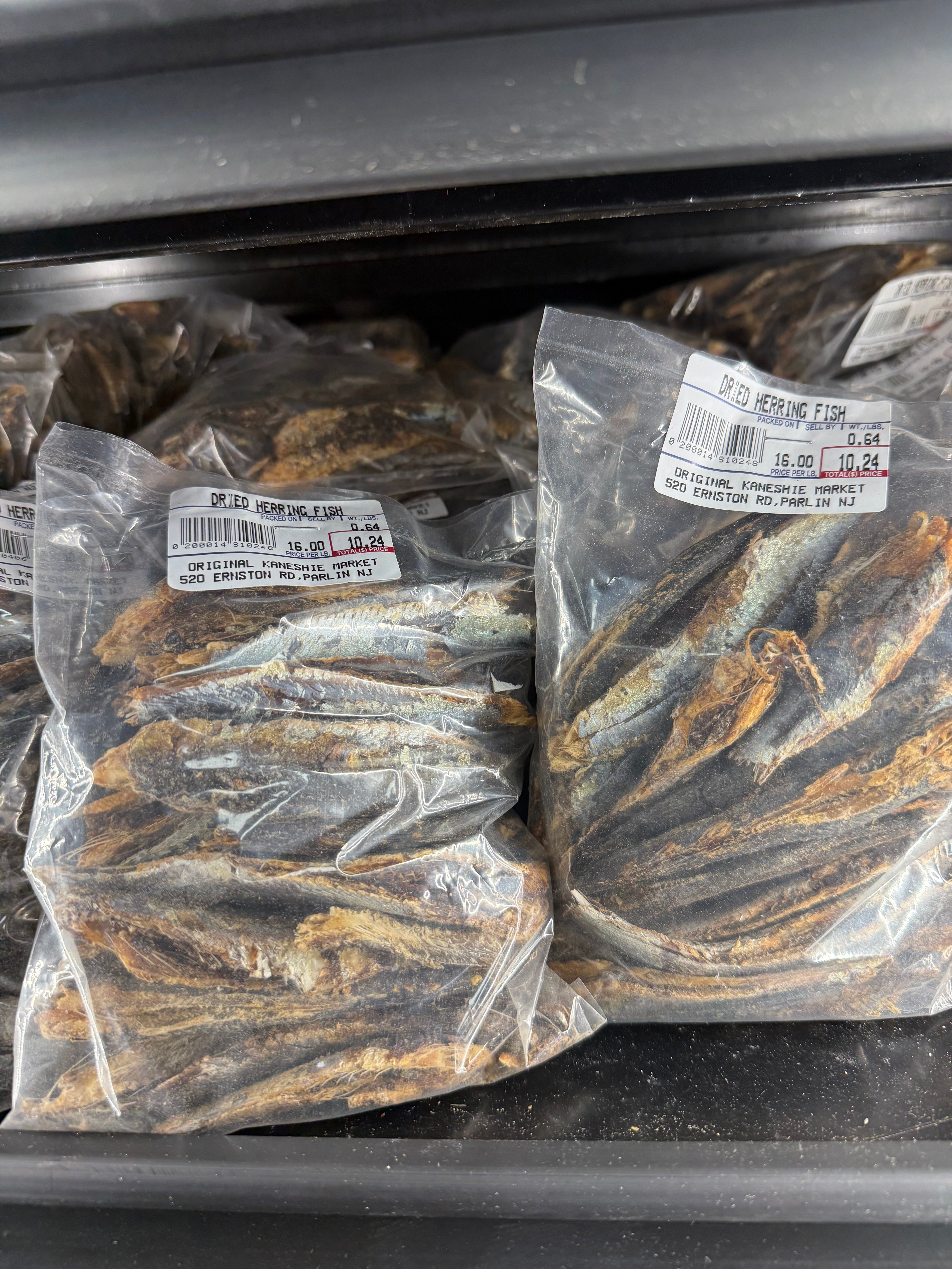 🐟 Dried Herring Fish – Bold, Smoky Flavor for Traditional Cooking